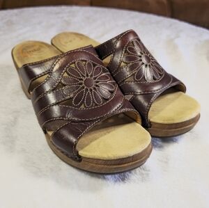 (SOLD) Dansko Suzy Sandal